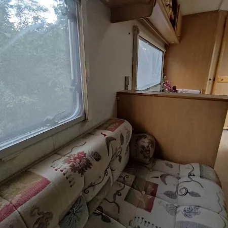 Campingplatz Gradina Din Gura Siriului *
