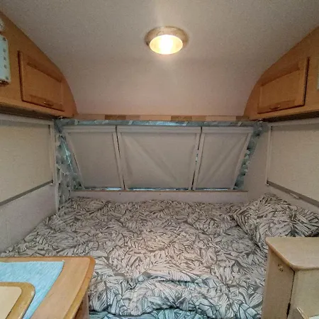 Campingplatz Gradina Din Gura Siriului